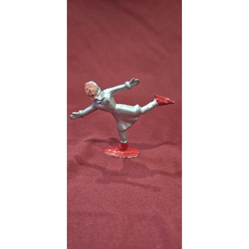 Vintage Barclay Lead Girl Figure Skater in Silver Red Trim B181 Excellent